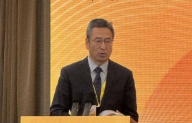 白岩松：台湾流行歌曲里的“中国”，比很多大陆的还要感情充沛